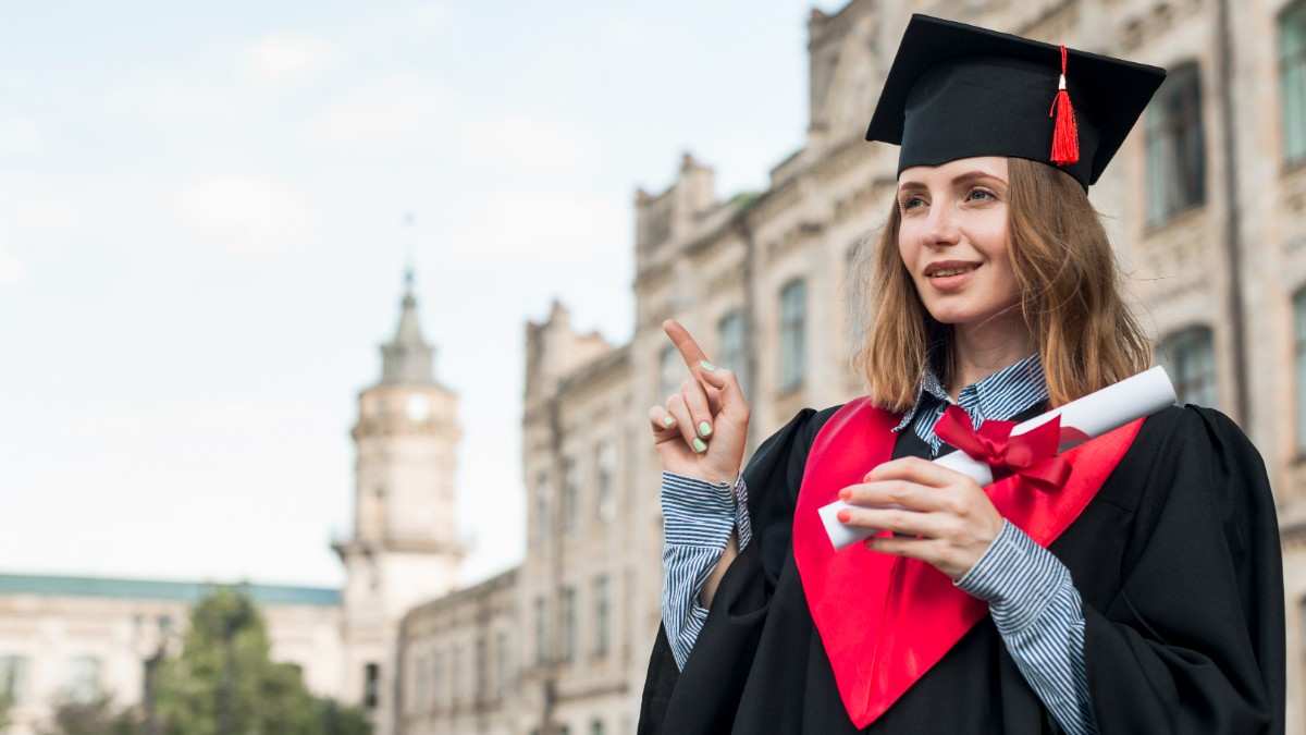 You are currently viewing Best Universities with No Application Fee